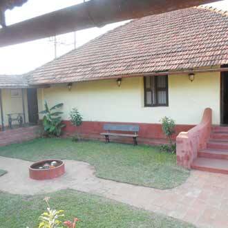 Daisy Bank- Heritage Inn, Coorg 5